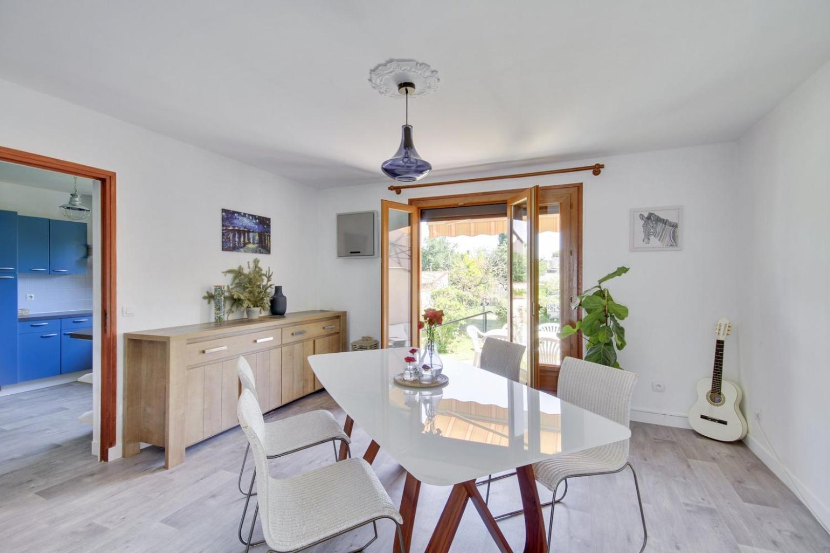 Authentique Demeure Familiale A Neuilly-Sur-Marne Hotel Ngoại thất bức ảnh